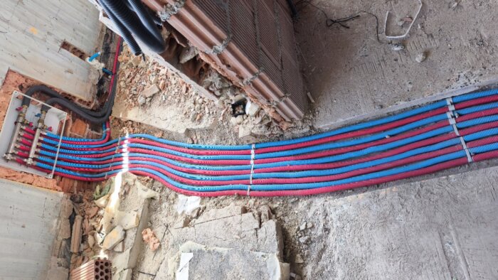 Renovación completa de la instalación de agua con tubería multicapa en una vivienda de Asturias